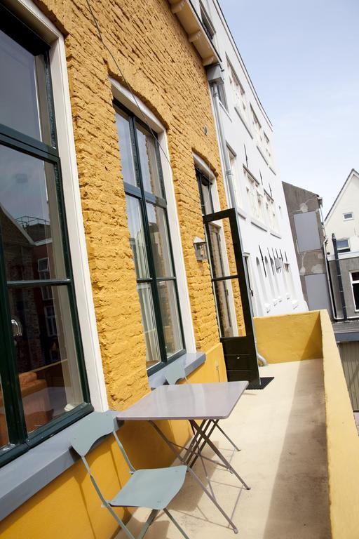 Gelkingehof Aparthotel Groningen Bagian luar foto