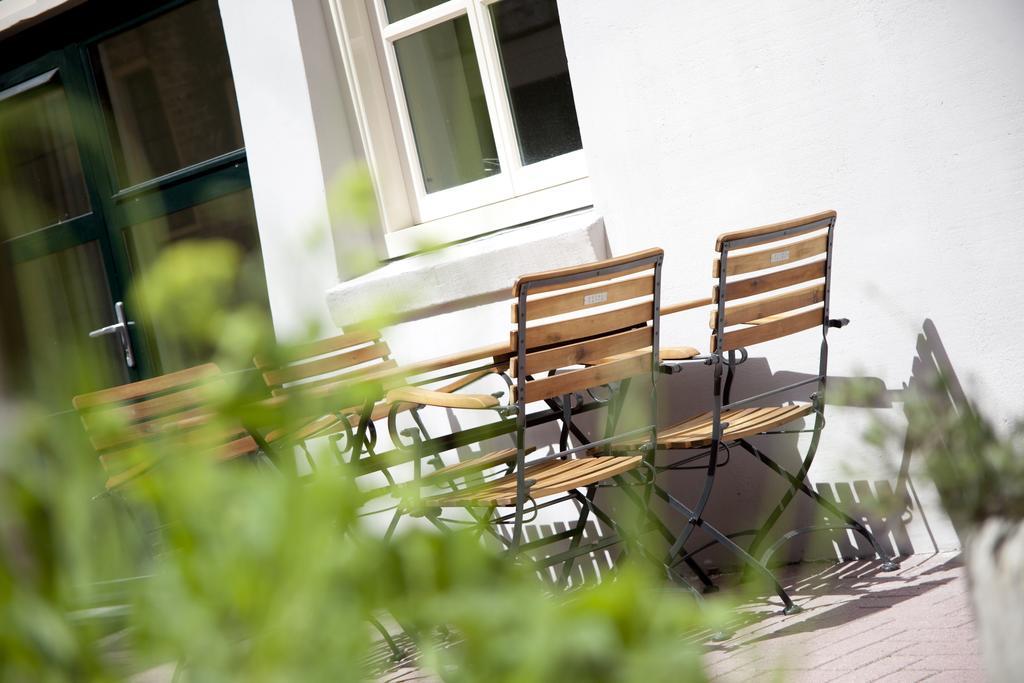 Gelkingehof Aparthotel Groningen Bagian luar foto